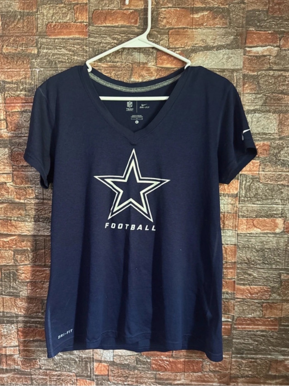 Nike Women's Dallas Cowboys Nike V-Neck Football Tee